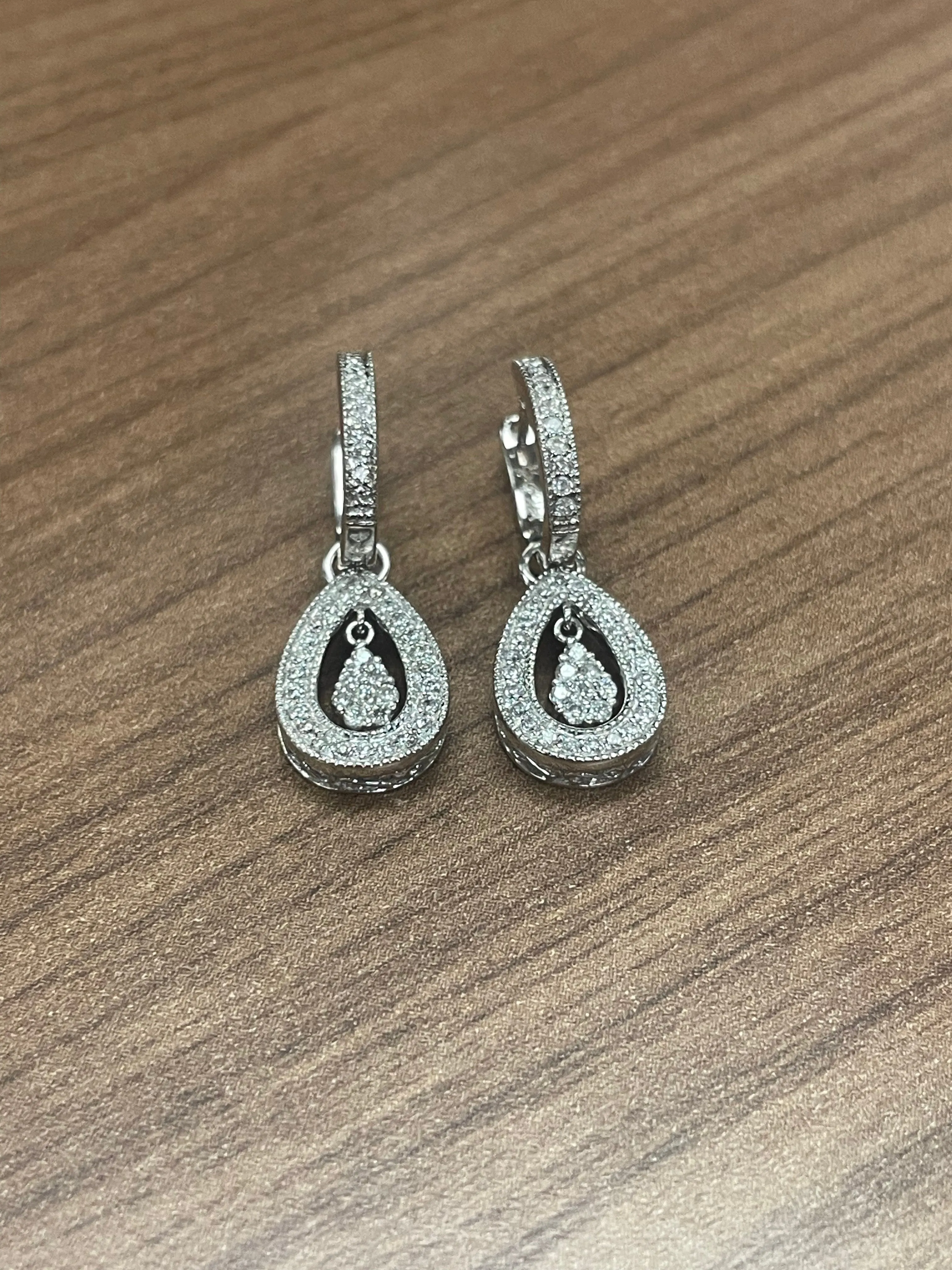 14k White Gold Diamond Dangle Earrings