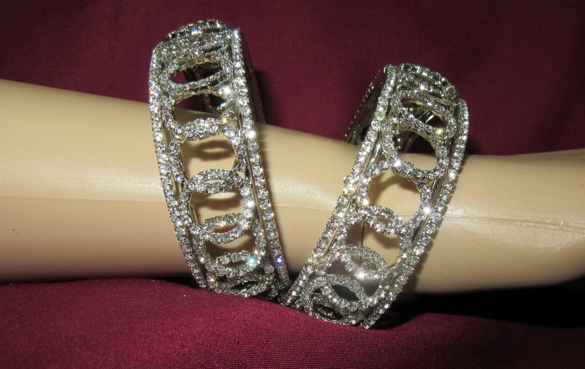 Bangles 7310 Silver Bangles Lustrous CZ Crystal Zircon Stones