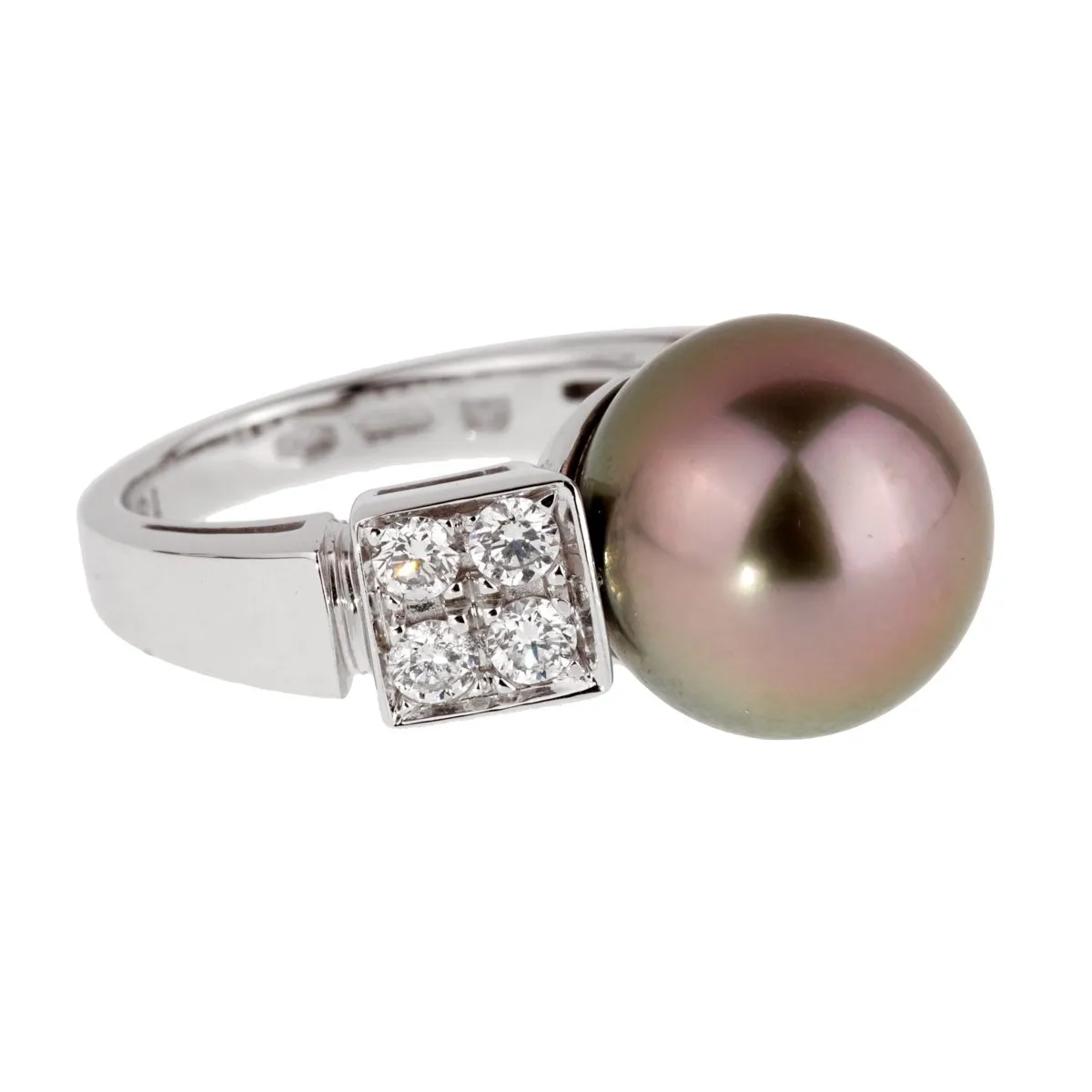 Bulgari Lucea Pearl White Gold Diamond Ring