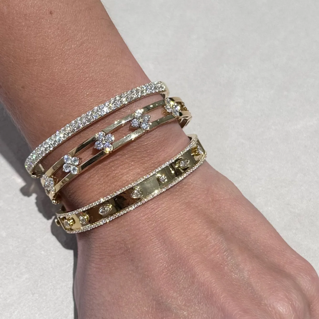 Diamond Flower & Banded Gold Bangle Bracelet