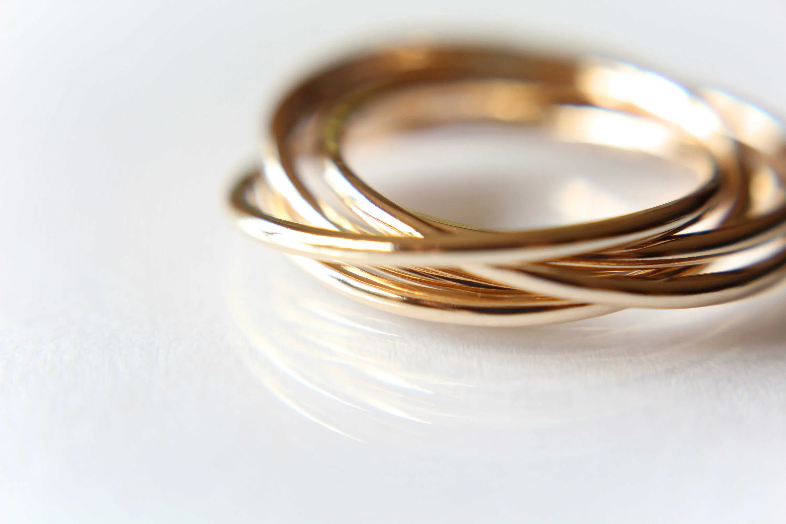 Gold Interlocking Rings, Thumb Rings, Gold Thumb Ring, Interlocking Rings, Rolling Ring, Stacking Rings, Minimalist Rings, Unique Rings