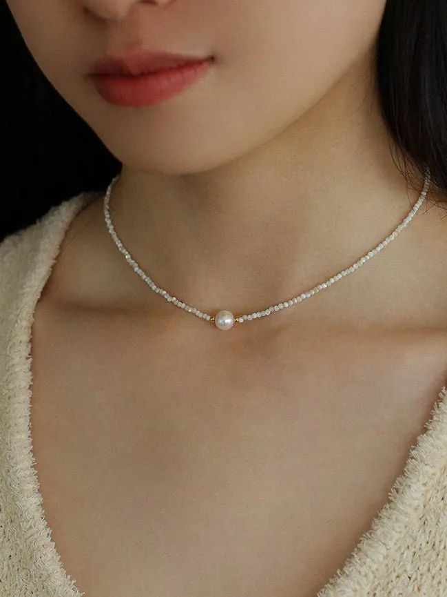 Natural Pearl Shell Passepartout Necklace