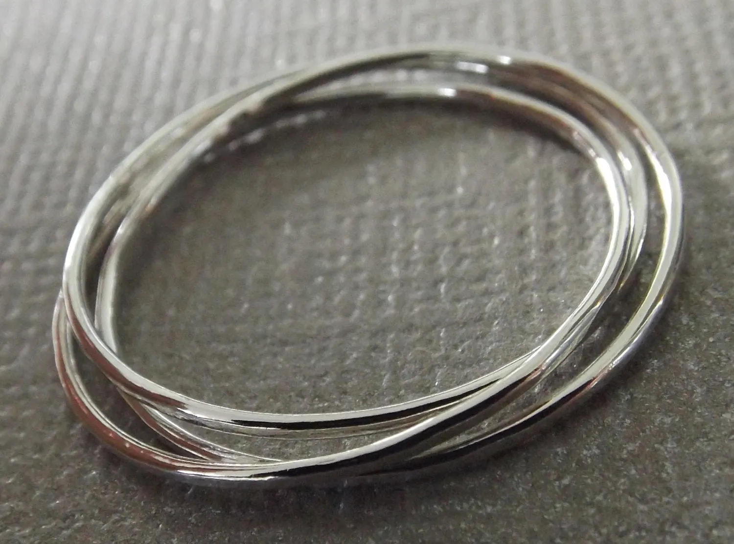 Slim Interlocking Rings, 3 Thin Sterling Bands, Tri Band Rings, Rolling rings, Stacking Rings, Minimalist Rings, Unique Rings, Rings, Simple