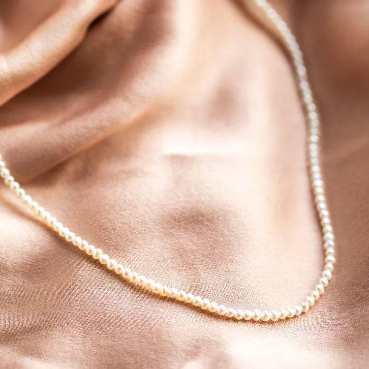 Solid Gold Classic Pearl Necklace