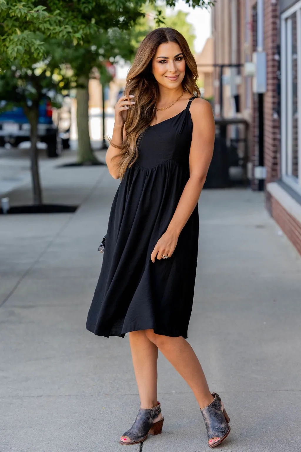 Thin Strapped V Midi Dress